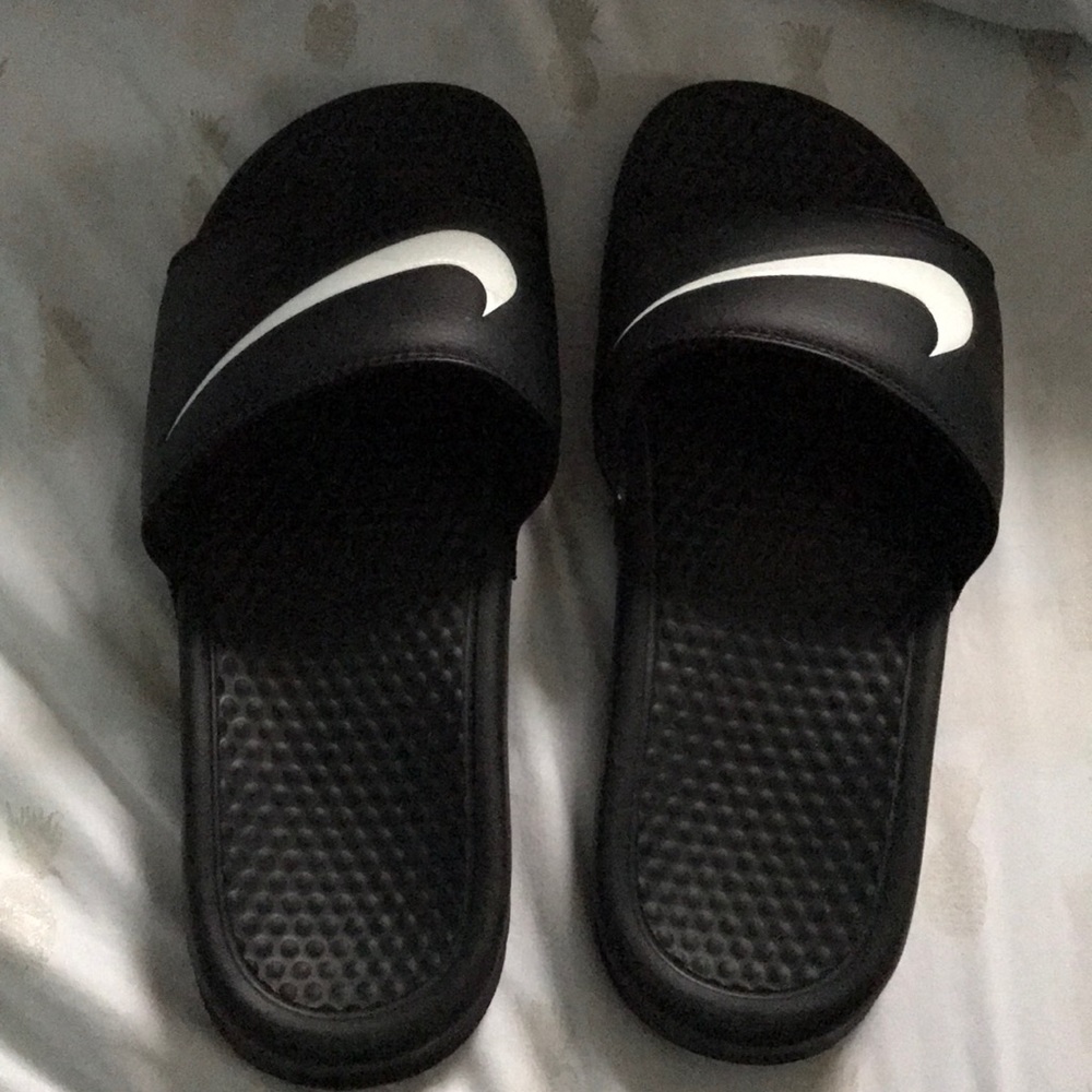 nike slides